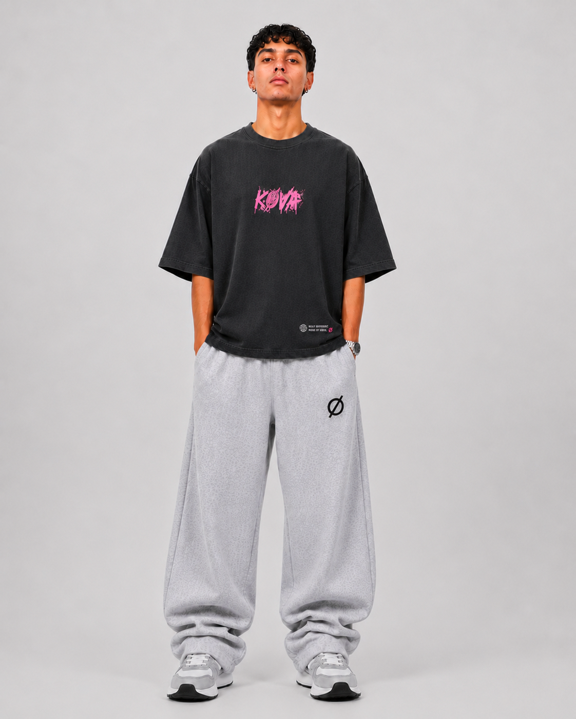 KØVA Oversized T-Shirt – VEIL
